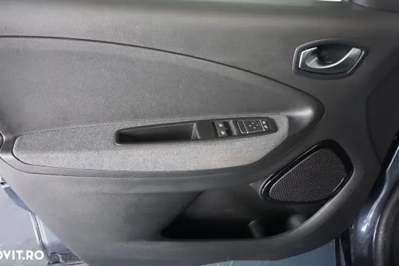 Renault ZOE din 2020 cu 40.160 km - oferta REN139476 - foto 23