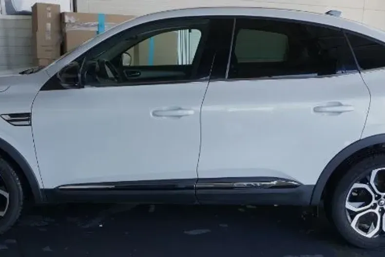 Renault Arkana din 2022 cu 64.640 km - oferta REN139481 - foto 3