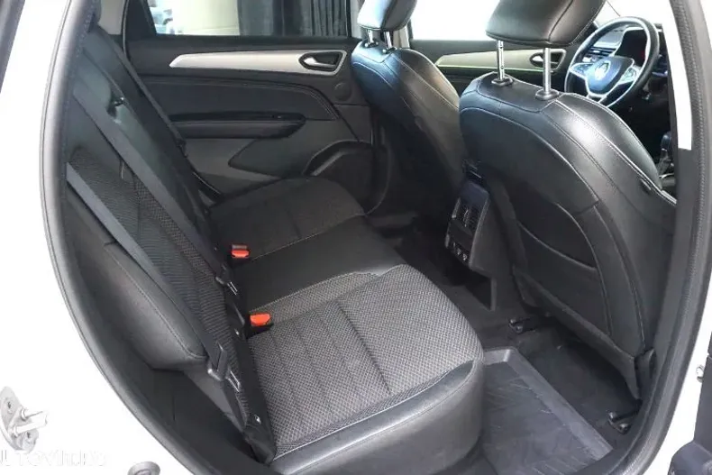 Renault Arkana din 2022 cu 64.640 km - oferta REN139481 - foto 14