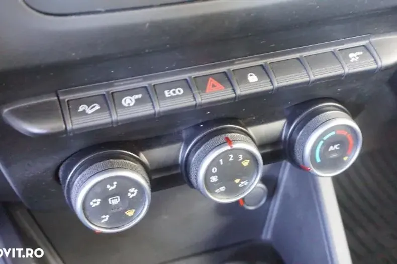 Dacia Duster din 2021 cu 111.711 km - oferta DAC139483 - foto 21