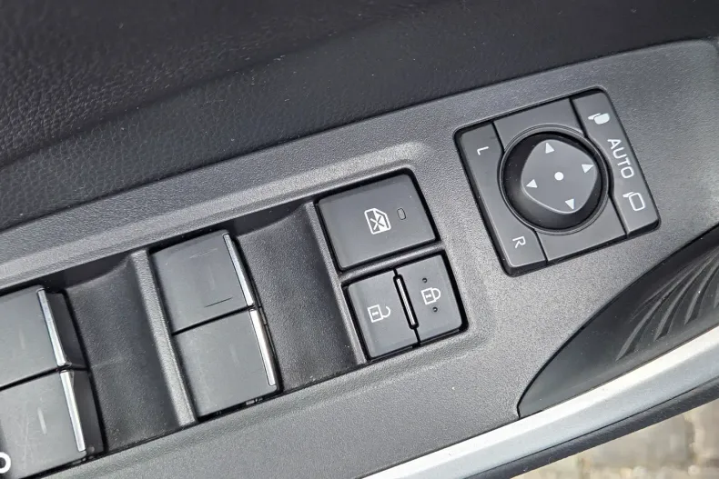 Toyota RAV4 din 2024 cu 24.000 km - oferta TOY139499 - foto 18