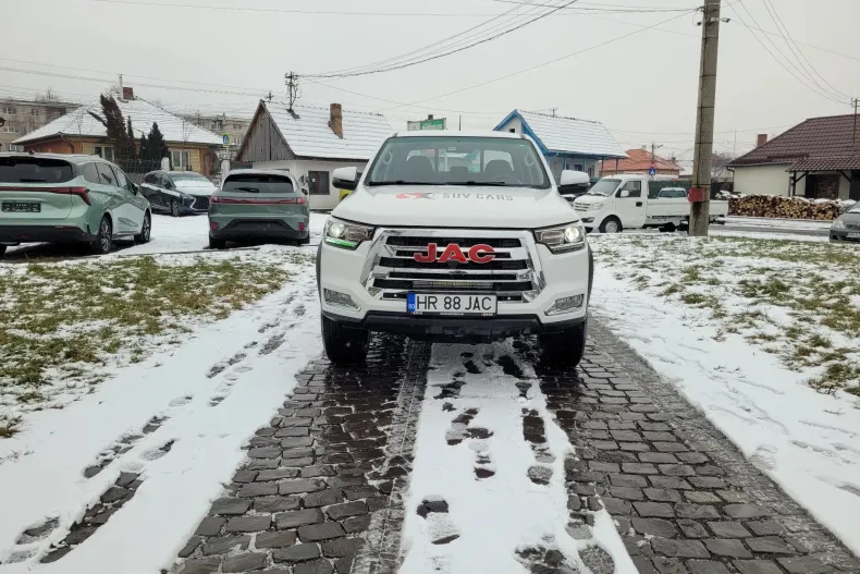 JAC T8 din 2023 cu 28.800 km - oferta JAC139502 - foto 2