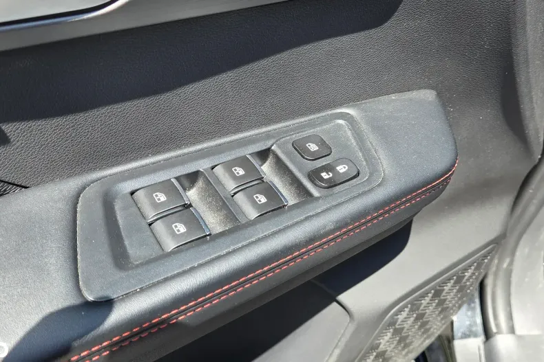 JAC T8 din 2024 cu 11.800 km - oferta JAC139504 - foto 11