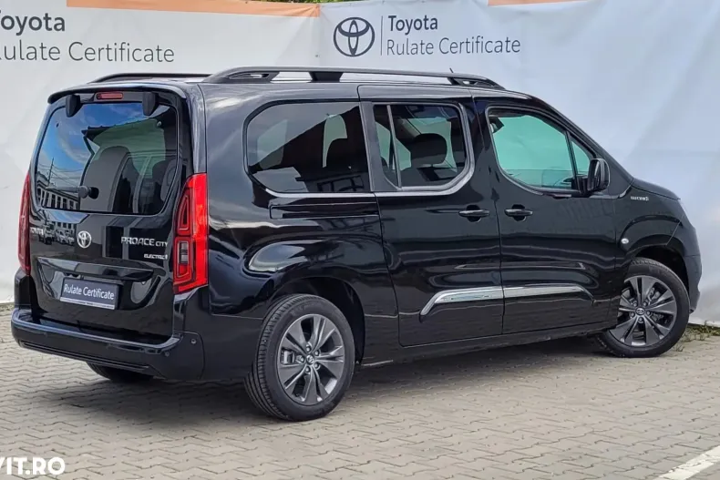 Toyota Proace din 2023 cu 4.500 km - oferta TOY139505 - foto 4