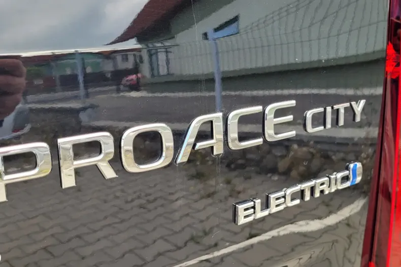 Toyota Proace din 2023 cu 4.500 km - oferta TOY139505 - foto 11