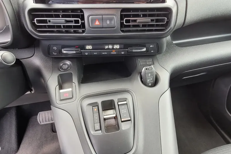 Toyota Proace din 2023 cu 4.500 km - oferta TOY139505 - foto 15