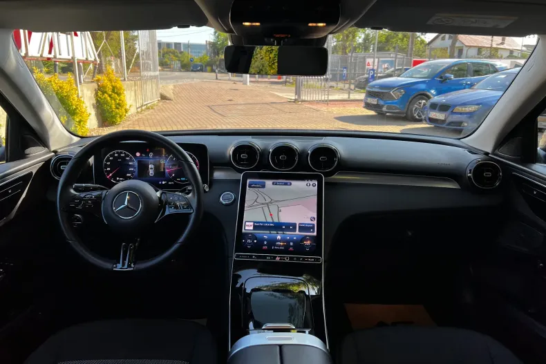 Mercedes-Benz C din 2022 cu 69.671 km - oferta MER139515 - foto 4