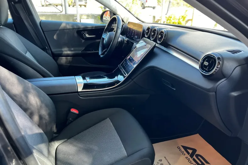 Mercedes-Benz C din 2022 cu 69.671 km - oferta MER139515 - foto 6