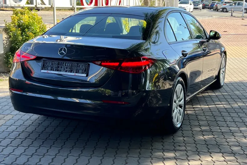 Mercedes-Benz C din 2022 cu 69.671 km - oferta MER139515 - foto 7