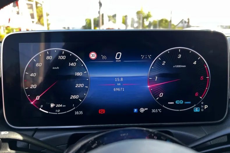 Mercedes-Benz C din 2022 cu 69.671 km - oferta MER139515 - foto 8