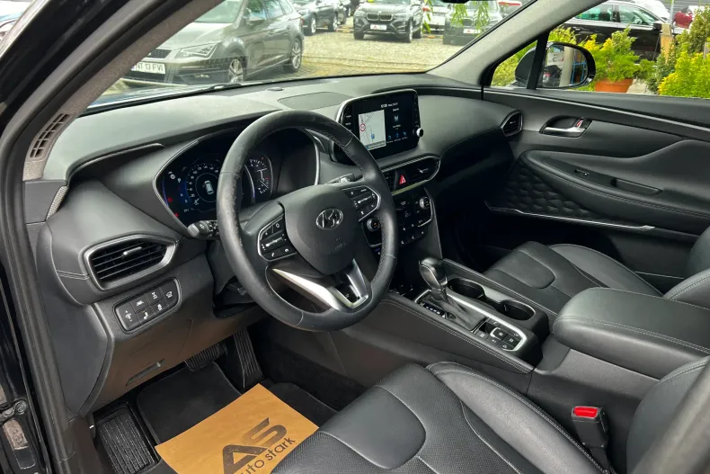Hyundai SANTA FE din 2019 cu 71.724 km - oferta HYU139519 - foto 2