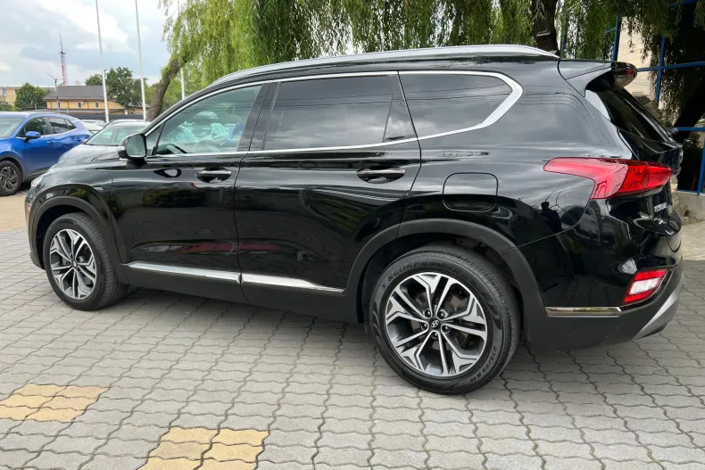 Hyundai SANTA FE din 2019 cu 71.724 km - oferta HYU139519 - foto 14