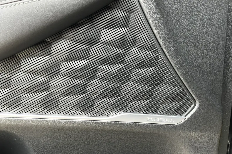 Hyundai SANTA FE din 2019 cu 71.724 km - oferta HYU139519 - foto 38