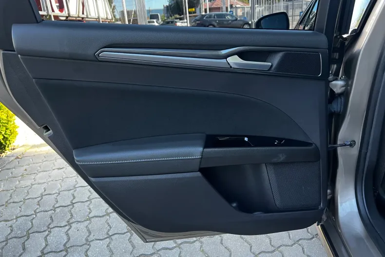 Ford Mondeo din 2020 cu 94.226 km - oferta FOR139520 - foto 35