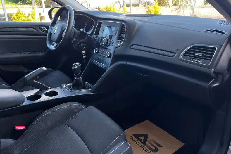Renault Megane din 2019 cu 121.036 km - oferta REN139521 - foto 6