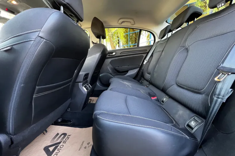 Renault Megane din 2019 cu 121.036 km - oferta REN139521 - foto 17