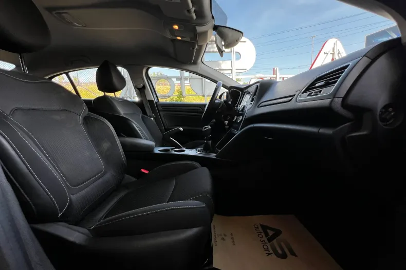 Renault Megane din 2019 cu 121.036 km - oferta REN139521 - foto 20