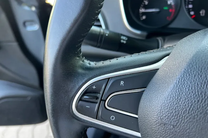 Renault Megane din 2019 cu 121.036 km - oferta REN139521 - foto 23