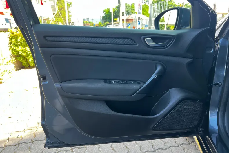 Renault Megane din 2019 cu 121.036 km - oferta REN139521 - foto 27