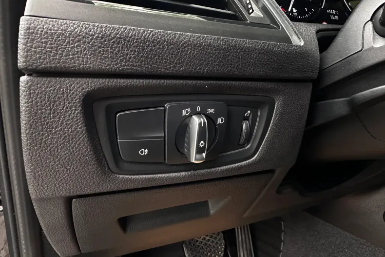 BMW M1 din 2019 cu 113.863 km - oferta BMW139523 - foto 23