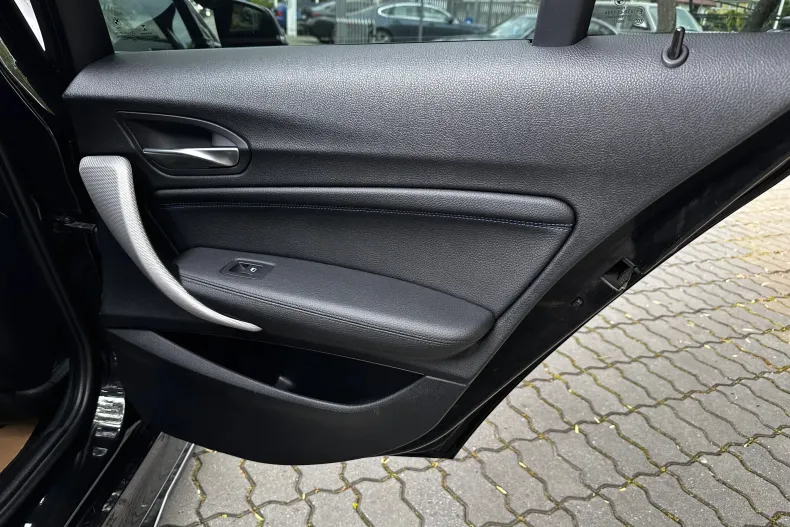 BMW M1 din 2019 cu 113.863 km - oferta BMW139523 - foto 33