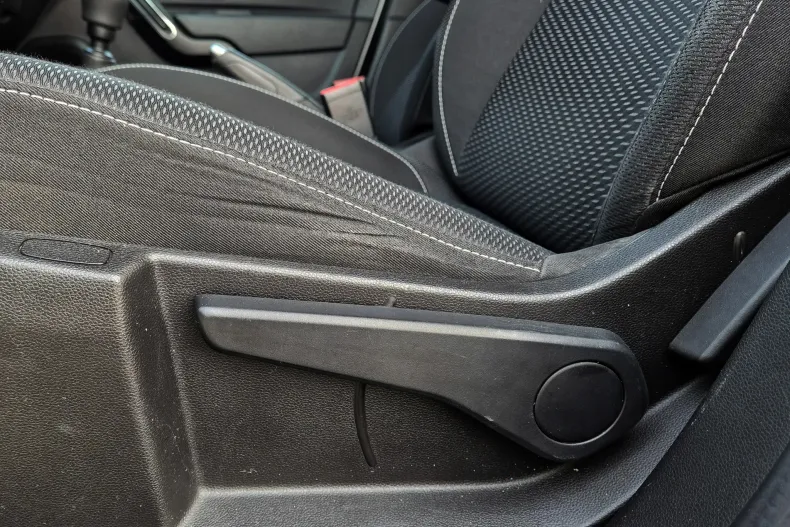 Dacia Duster din 2020 cu 177.800 km - oferta DAC139526 - foto 36