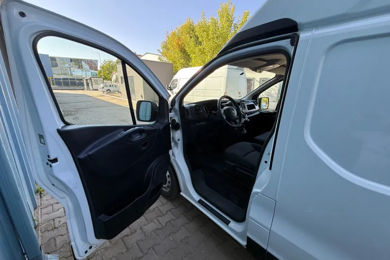 Renault Trafic din 2021 cu 145.923 km - oferta REN139527 - foto 17