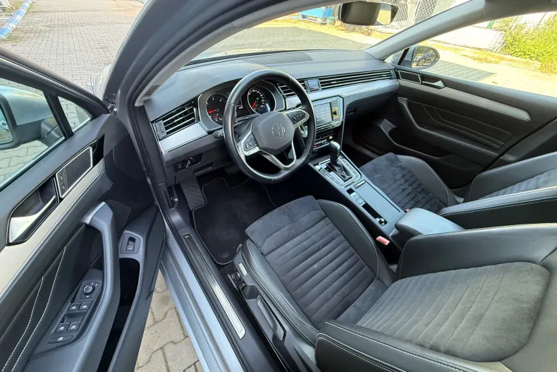 Volkswagen Passat din 2020 cu 59.302 km - oferta VOL139529 - foto 12