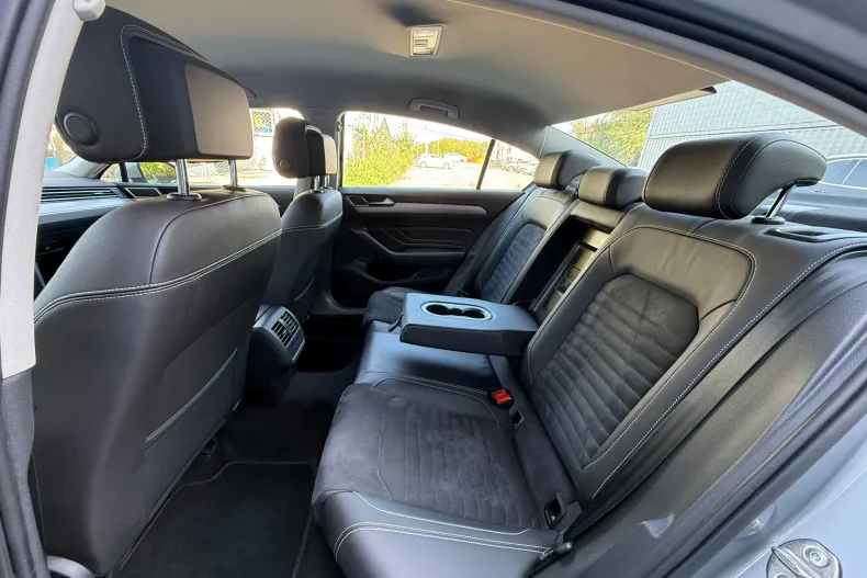 Volkswagen Passat din 2020 cu 59.302 km - oferta VOL139529 - foto 14