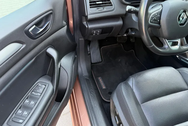 Renault Megane din 2021 cu 110.852 km - oferta REN139530 - foto 15