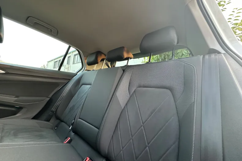 Volkswagen Golf din 2020 cu 122.034 km - oferta VOL139532 - foto 29