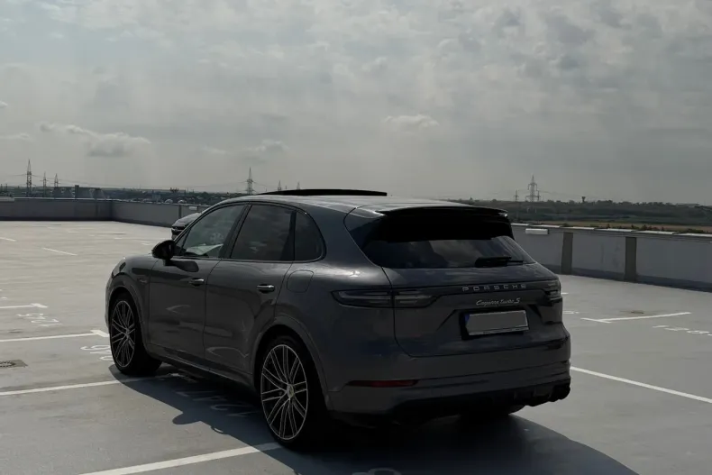 Porsche Cayenne din 2021 cu 105.000 km - oferta POR139536 - foto 6