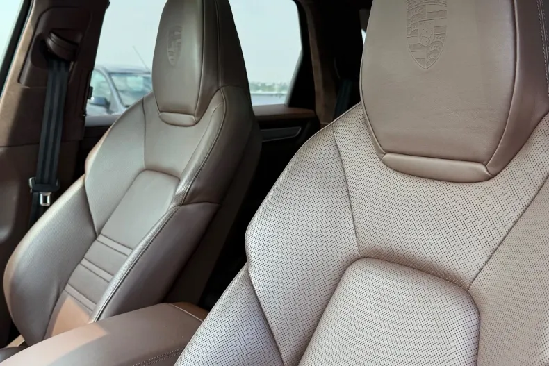 Porsche Cayenne din 2021 cu 105.000 km - oferta POR139536 - foto 13