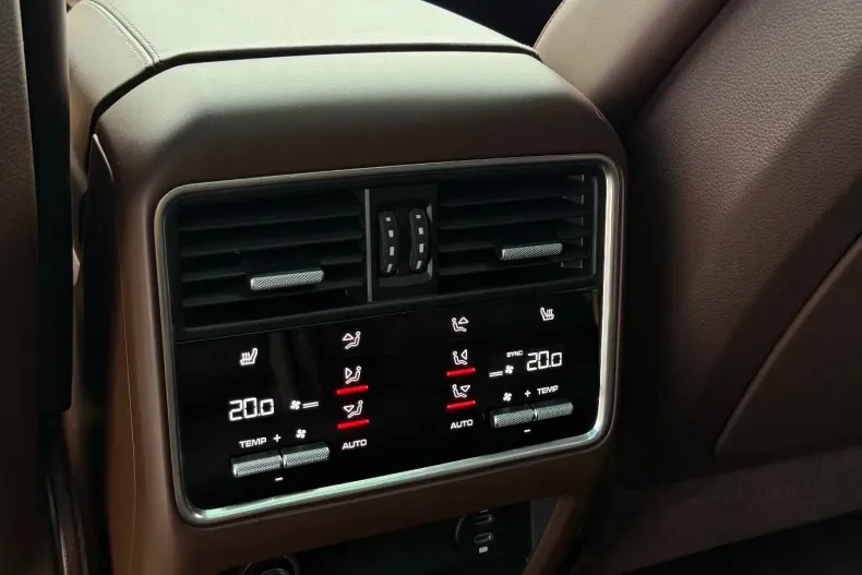 Porsche Cayenne din 2021 cu 105.000 km - oferta POR139536 - foto 18