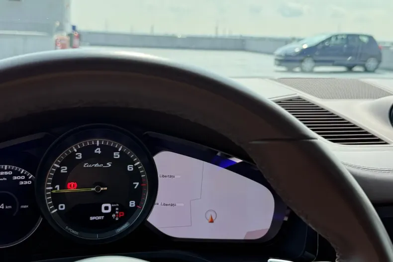 Porsche Cayenne din 2021 cu 105.000 km - oferta POR139536 - foto 26