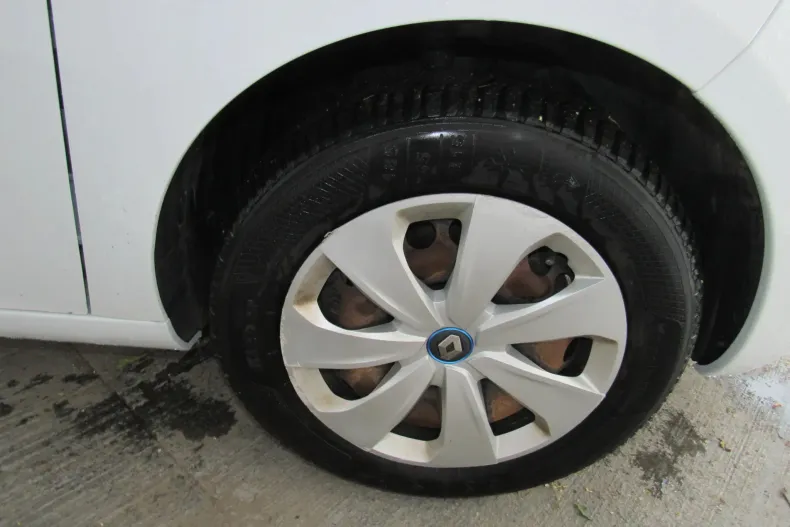 Renault ZOE din 2020 cu 63.427 km - oferta REN139561 - foto 6