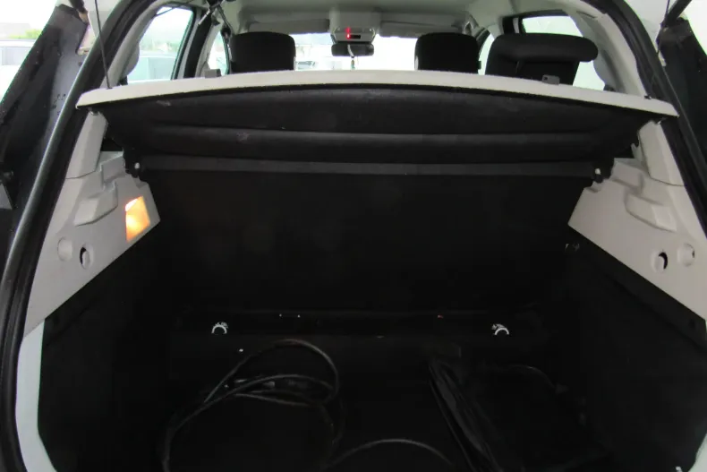 Renault ZOE din 2020 cu 63.427 km - oferta REN139561 - foto 9