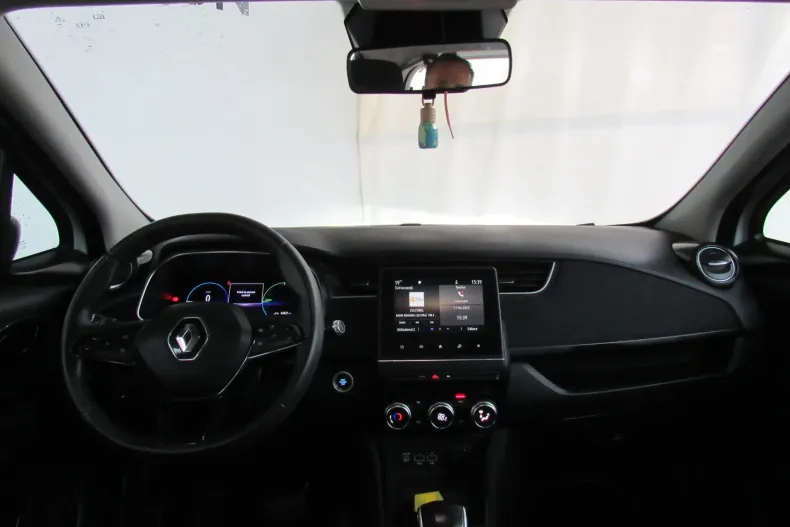 Renault ZOE din 2020 cu 63.427 km - oferta REN139561 - foto 10