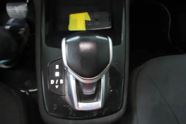 Renault ZOE din 2020 cu 63.427 km - oferta REN139561 - foto 18