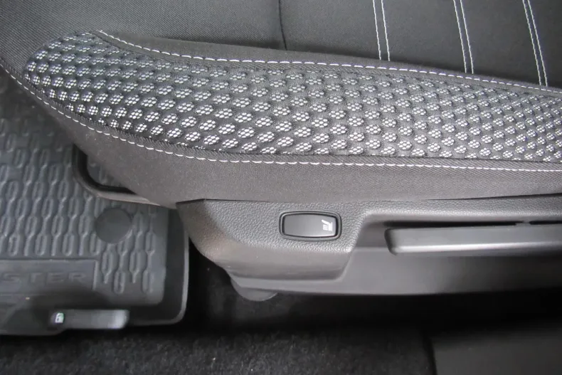 Dacia Duster din 2021 cu 86.276 km - oferta DAC139563 - foto 9