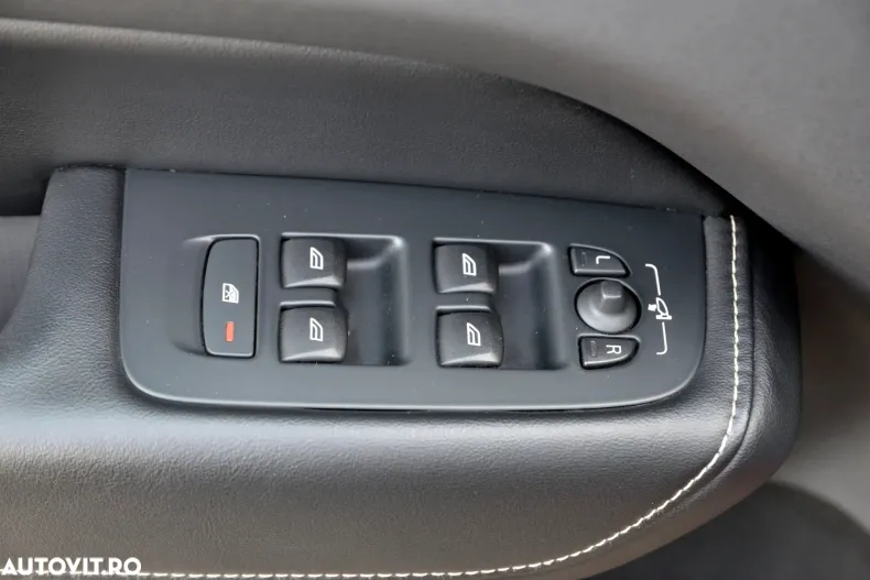 Volvo XC60 din 2019 cu 112.248 km - oferta VOL139573 - foto 31