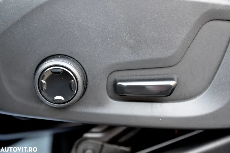 Volvo XC60 din 2019 cu 112.248 km - oferta VOL139573 - foto 33