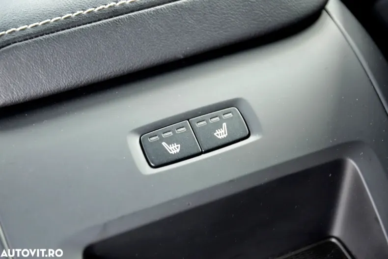 Volvo XC60 din 2019 cu 112.248 km - oferta VOL139573 - foto 36