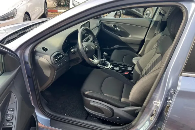 Hyundai i30 din 2024 cu 2.287 km - oferta HYU139575 - foto 10