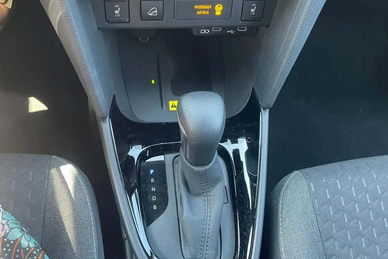 Toyota Yaris Cross din 2024 cu 4.989 km - oferta TOY139585 - foto 10