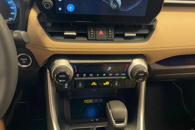 Toyota RAV4 din 2025 cu 1 km - oferta TOY139586 - foto 11