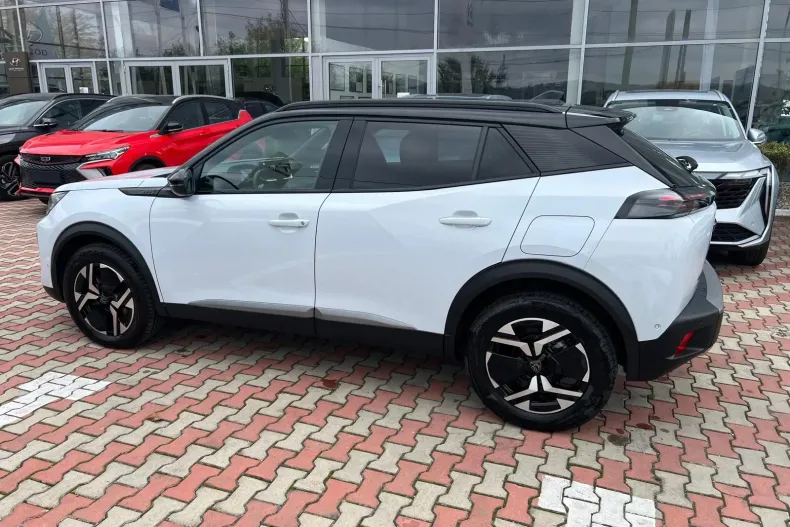 Peugeot 2008 din 2024 cu 6.864 km - oferta PEU139591 - foto 7