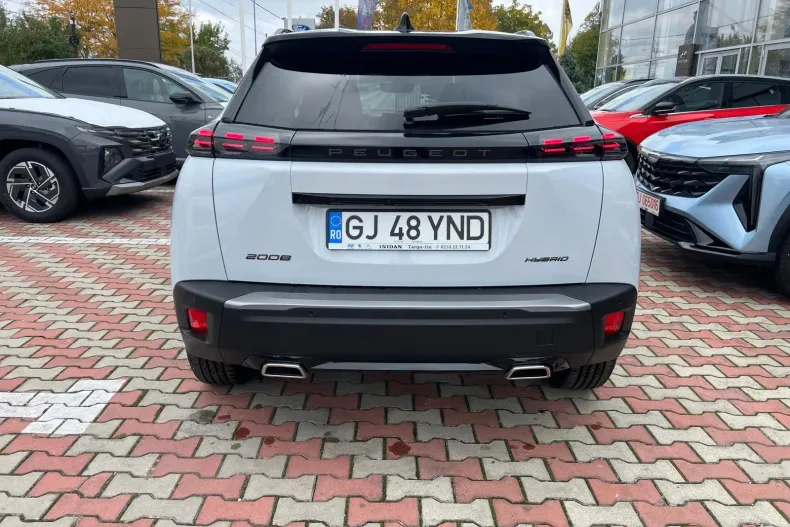 Peugeot 2008 din 2024 cu 6.864 km - oferta PEU139591 - foto 8