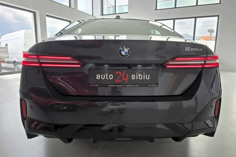 BMW Seria 5 din 2024 cu 14.150 km - oferta BMW139595 - foto 5
