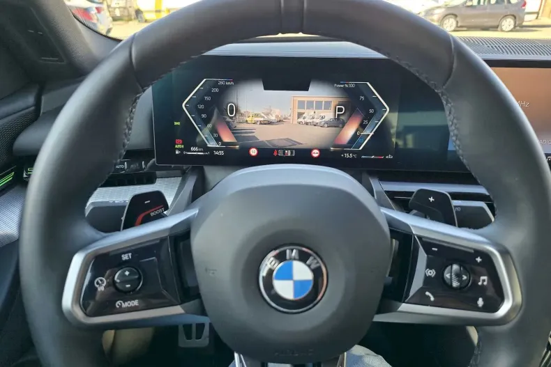 BMW Seria 5 din 2024 cu 14.150 km - oferta BMW139595 - foto 18